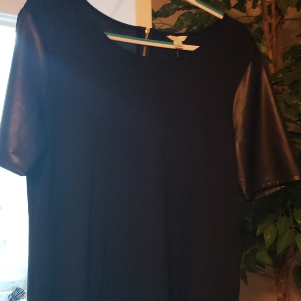 Black shirt